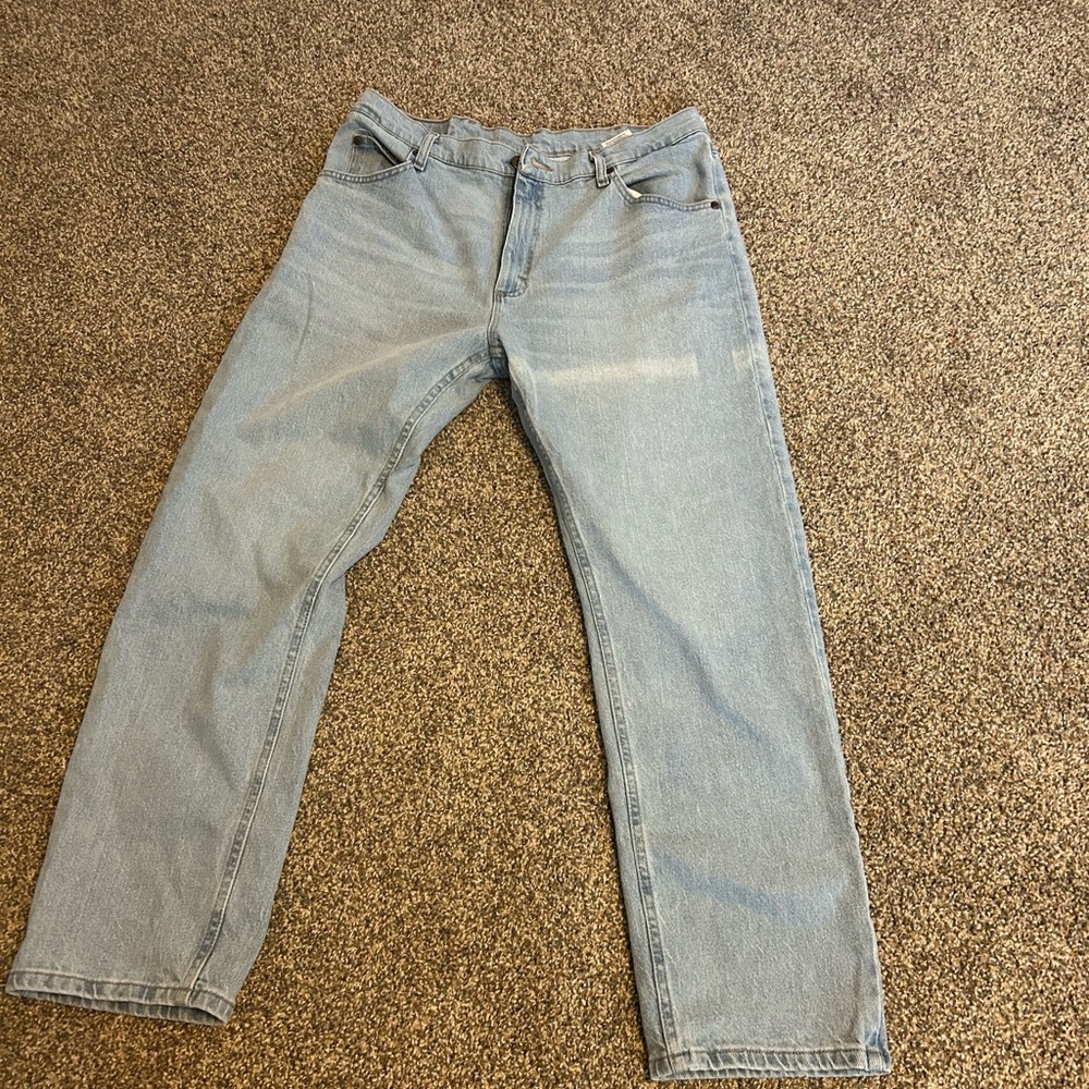 Men’s Wrangler jeans